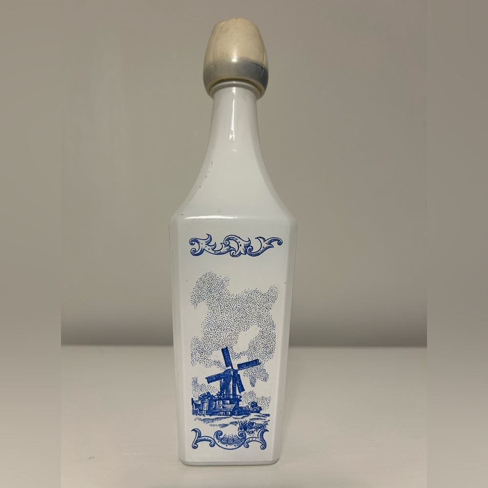 Vintage Vandermint Empty Liquor Bottle w/Tulip Cap, Dutch Windmill Blue & White